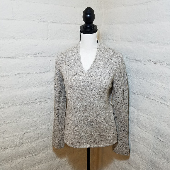 Coldwater Creek Sweaters - COLDWATER CREEK BEIGE OAT V-NECK SWEATER XS
